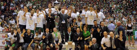Approfondimento: Basket - Supercoppa Italiana MPS Siena v Canadian Bologna (SKY Sport HD) - Sky Italia